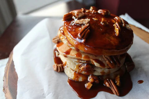 Sweet & Sticky Praline Pancakes